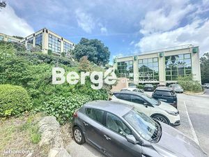 Bureaux 360 m² Vallauris