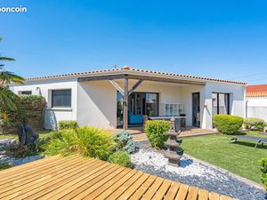 Maison contemporaine 96 m² – 2019 – Suite parentale – Impasse calme – Royan