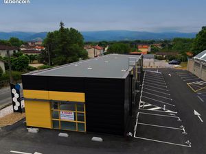 Local commercial neuf à louer - 480 m² divisibles