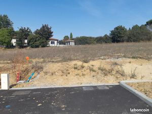 Terrain 602 m² Saint Sauveur