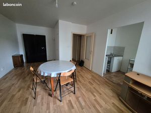 Studio 31.5 m2 quartier Ste Marie