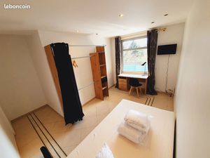 Location avec le service de ménage à Massy