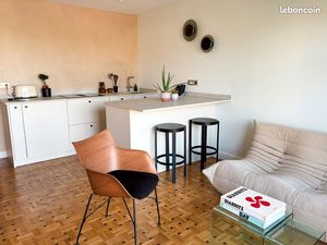 Location T2 rénové en plein centre