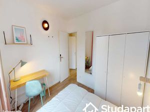 Chambre 1 pièce 95 m²