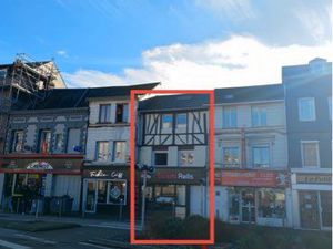 Immeuble pleine propriété 2 appartements + local commercial