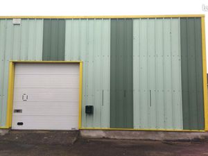 Local d'activité 90m2