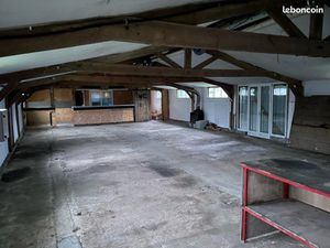 Local garage atelier stockage