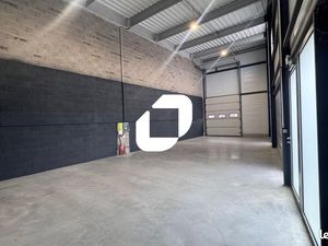 Local d'activité 107 m²