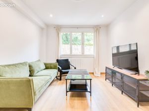 Appartement T3 refait à neuf meublé -1 100 CC