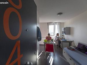 Studio 1 pièce 18 m²