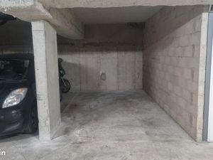 Location parking sécurisé couvert metro Barbara ligne 4