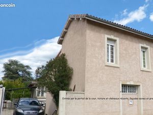 Maison 4 Chambres avec piscine  quartier agréable