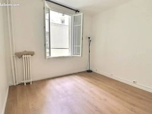 A LOUER RUE RACHAIS à Lyon