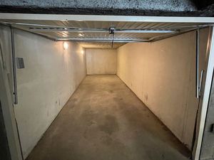 Garage double en sous sol - Gratte ciel