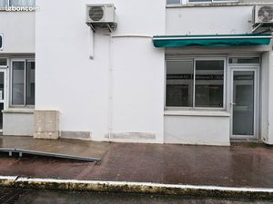 Local commercial 32m2 - 2pieces