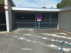 GARAGE MINIMES 17M2 sécurisé et électrifié