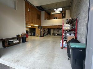 Dépôt/hangar/garage