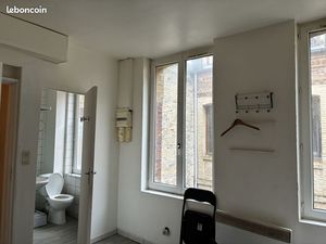 Studio 1 pièce 19 m²