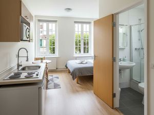 Studio rénové avec parking