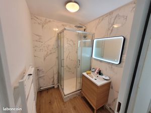 F3 76m à louer centre-ville + parking