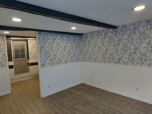 Local commercial Hyper centre