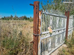 PIA (66) JARDIN avec volière 1.300m² 60/mois