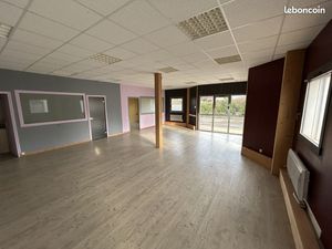 Local commercial 84 m² Rumilly