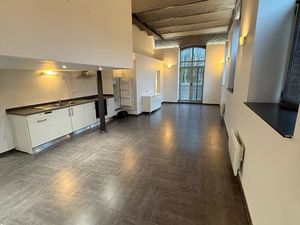 Tourcoing Loft lumineux 100 m² 2 chambres Dernier étage Parking