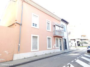 Propriété 10 pièces 240 m²