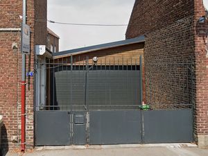 Local de stockage avec bureau – Idéal artisan – Cambrai (axe avenue de Paris)