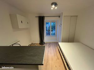 Location studio meublé Valmy