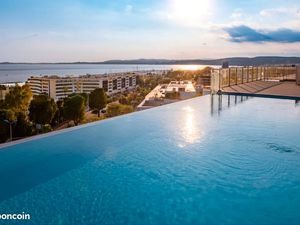 Studio bord de mer avec piscine en rooftop