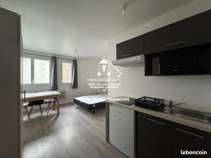 Studio 1 pièce 20 m²