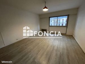 Studio 1 pièce 32 m²