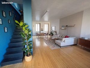 Grand duplex à louer