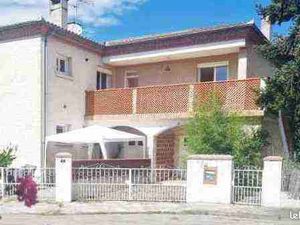 2 appart indépendants dans une villa