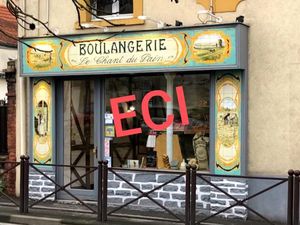 Fonds de commerce boulangerie 180 m²