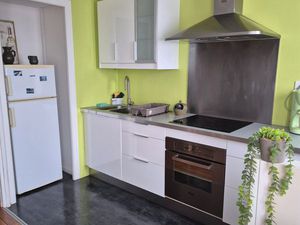 Appartement T2 dans petite résidence près du centre ville de la Roche à louer