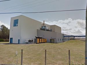 Batiment à vendre - 1050m2 - Hauteur 14m