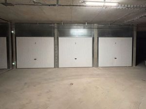 Parking box garage
