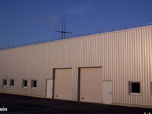 Local industriel 250m2 avec bureau