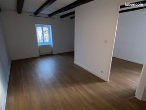 NANTES grand T2 bis - St Donatien Buat – Carrez 43m2  au sol 62m2 - Chronobus direct Centr