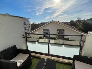 STUDIO MEUBLé RENOVé 23 m2 + BALCON à BORDEAUX