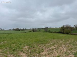 Terrain 1 000 m² Manhac