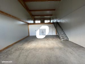 Local d'activité 142 m²