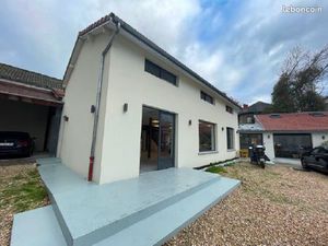 Location Bureau de 214 m² Nanterre Centre