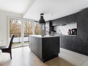 Appartement 5 pièces 93 m²