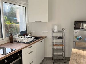 Loue studio à 80 m de l'Université