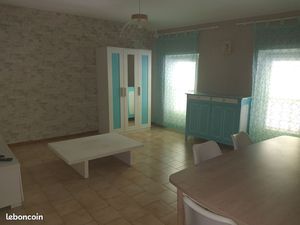 CARBONNE Appartement T2 meublé au 2ème étage