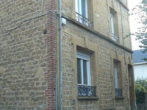 Beau f3 mézières calme 1er étage